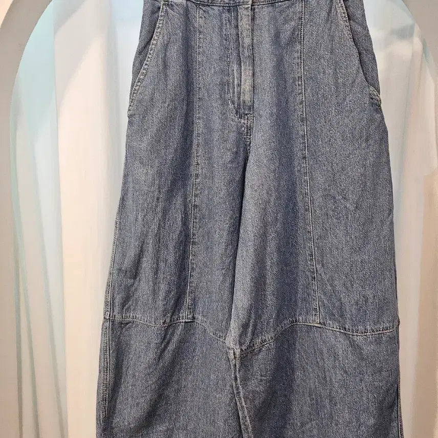 [BUNJANG] BEAKER Women's Denim Jeans / 비이커 청바지
