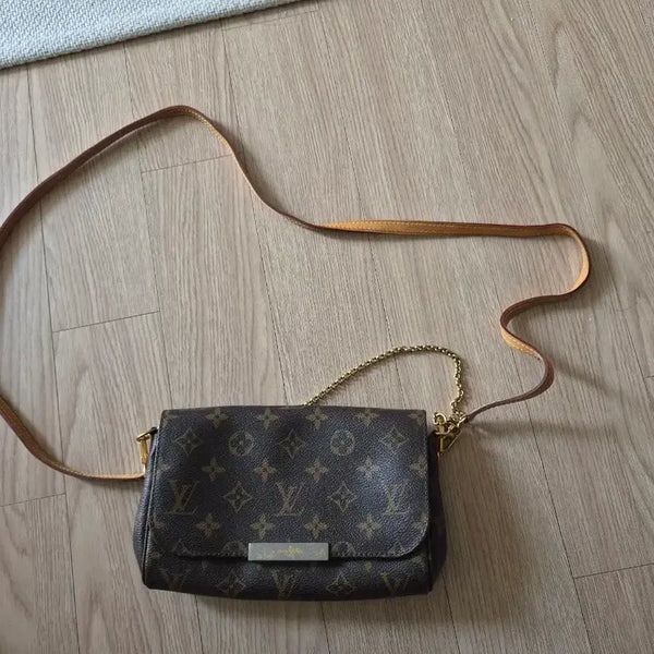 [BUNJANG] Louis Vuitton Monogram Canvas Favorite Bag / 루이비통 모노그램   페이보릿 캔버스