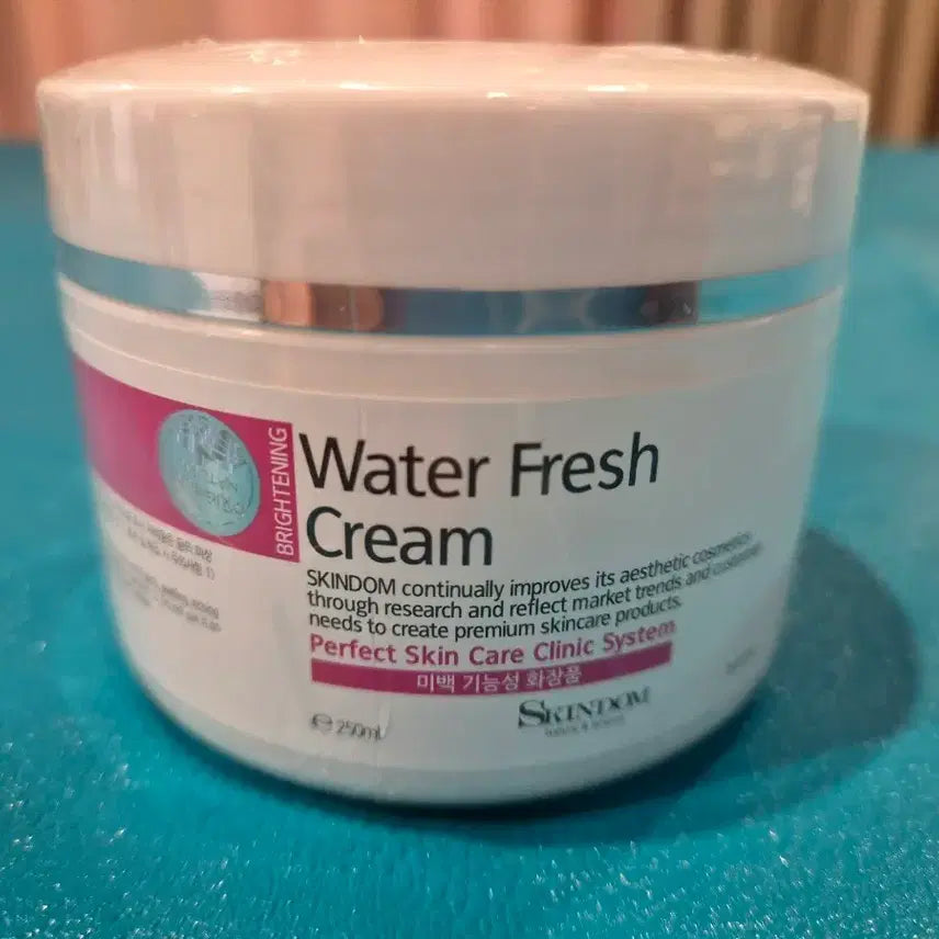 [BUNJANG] Large Capacity Whitening Moisturizing Cream for Professional Use / 피부관리실용 대용량 미백기능성 수분크림..기한임박 특가