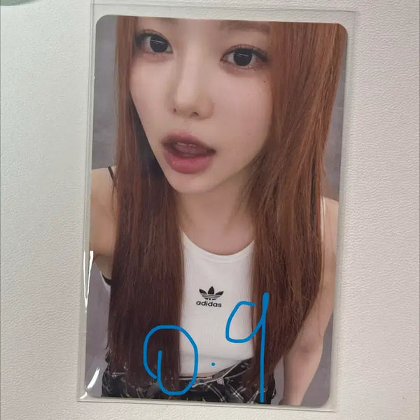[BUNJANG] Hearth & Heart Ian Berry Celadon Lucky Draw Photocard / 결제순) 하투하 이안 베리즈 슴스 럭드 포카 판매