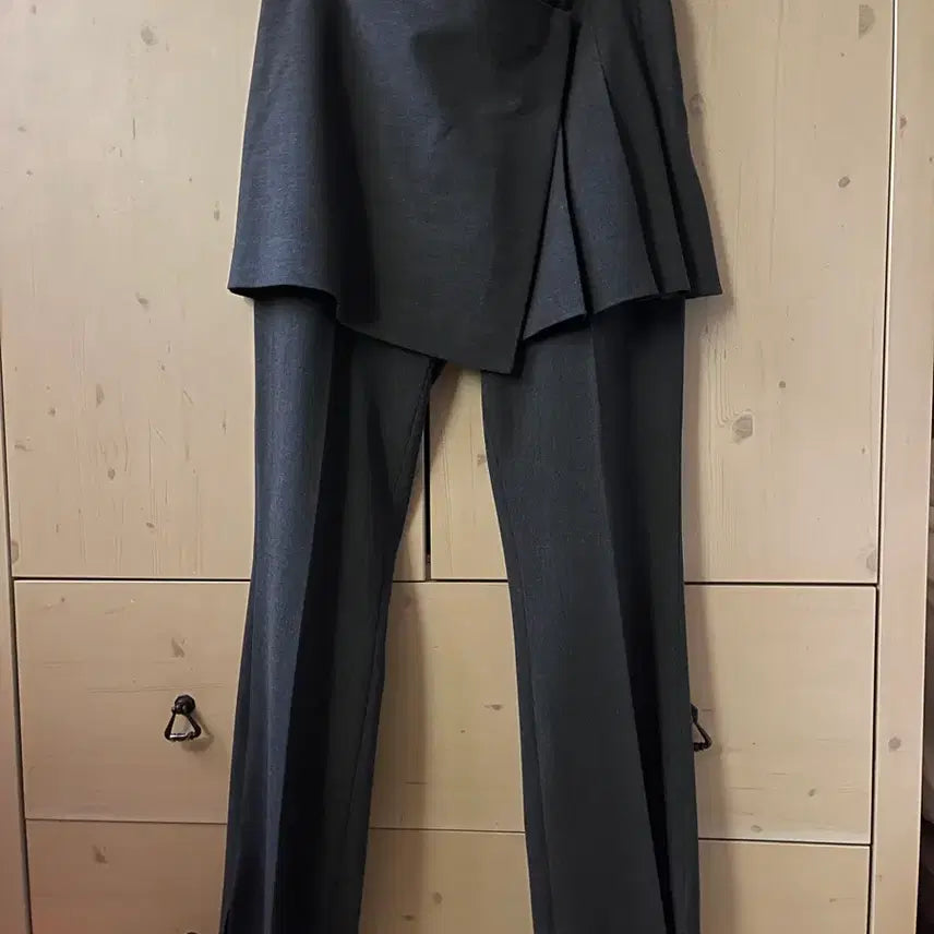 [BUNJANG] ZARA Layered Skirt Slacks Dark Grey Size 28 / [ZARA] 레이어드 스커트 슬랙스