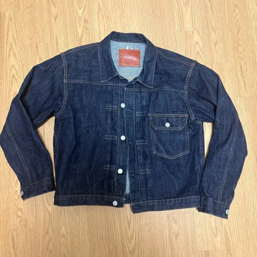 [BUNJANG] Outstanding 1st Gen Denim Jacket (2025 Model) / 아웃스탠딩 데님 자켓 1세대 (2025년 모델), 38(s) 사이즈