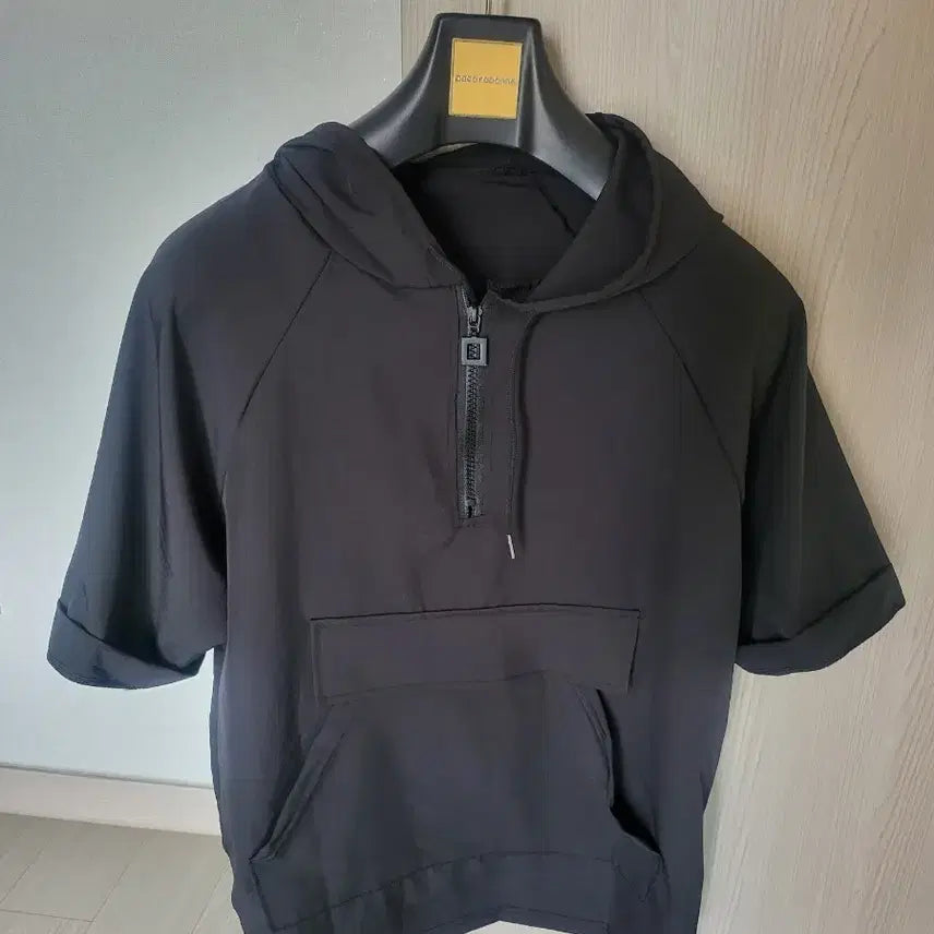 [BUNJANG] Hooded Windbreaker T-Shirt / 후드 바람막이 티셔츠