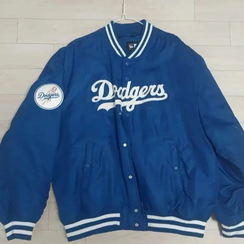 [BUNJANG] New Era LA Dodgers Baseball Jacket / 뉴에라 LA다저스 야구 점퍼