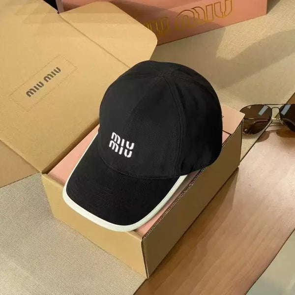 [BUNJANG] Miu Miu Two-Tone Baseball Cap / 미우미우 투톤 베이스볼 캡 여름 썬블록 모자