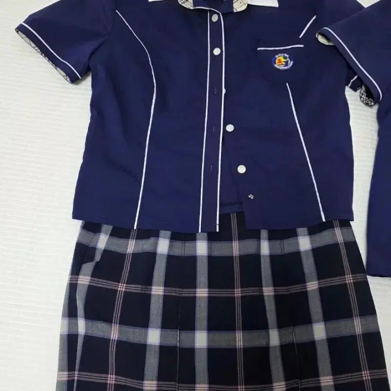 [BUNJANG] Checkered Collar Blouse + Pleated Skirt Set / 체크무늬 카라 블라우스 + 플리츠 스커트