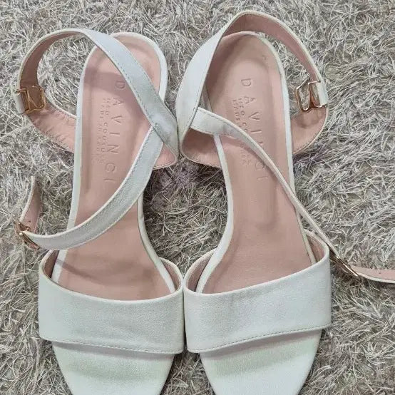 [BUNJANG] Da Vinci Strap Sandals White Size 240 / 다빈치 스트랩 샌들 화이트 240