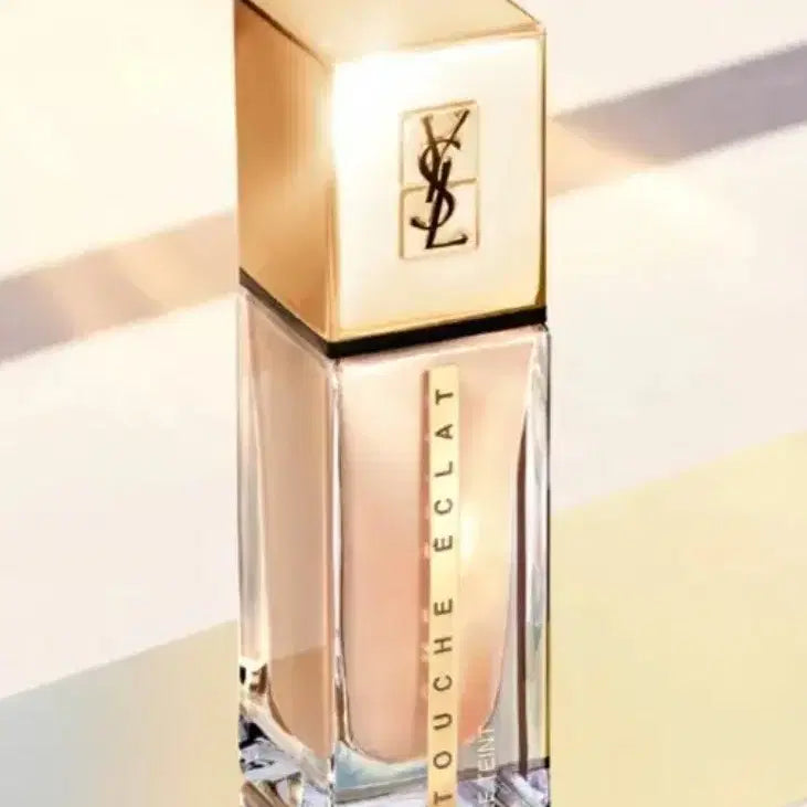[BUNJANG] Yves Saint Laurent Touche Eclat Le Teint Cream Foundation SPF 22, Shade B20 Ivory / 입생로랑 뚜쉬 에끌라 르 뗑 크림 파운데이션 B20 색상 정품