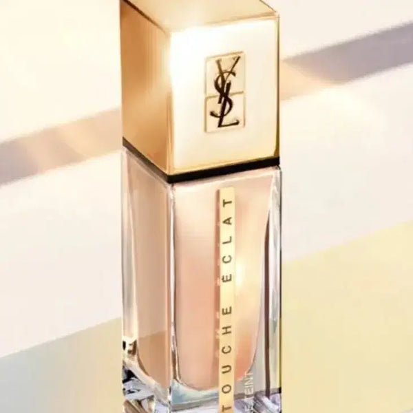 [BUNJANG] Yves Saint Laurent Touche Eclat Le Teint Cream Foundation SPF 22, Shade B20 Ivory / 입생로랑 뚜쉬 에끌라 르 뗑 크림 파운데이션 B20 색상 정품