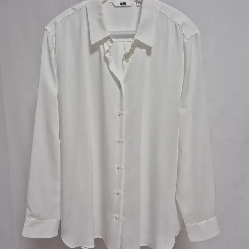 [BUNJANG] Uniqlo White Shirt Blouse L / 유니클로 화이트 셔츠 블라우스/L