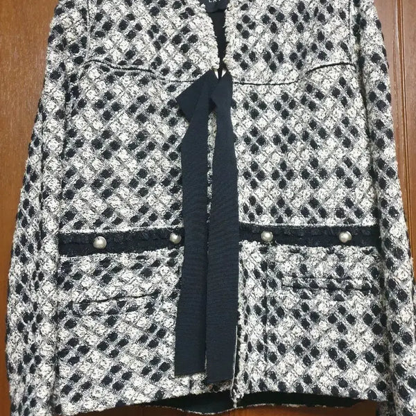 [BUNJANG] Lettbytee Tweed Jacket with Ribbon Detail / 레트바이티 자켓