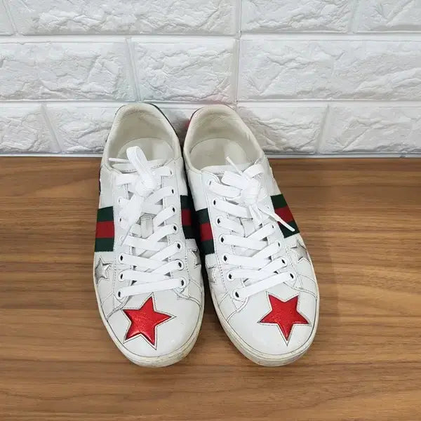 [BUNJANG] Gucci Ace Stripe Star Sneaker / 구찌 스니커즈 235 (35 정품 454562 에이스 삼선 스타 별)