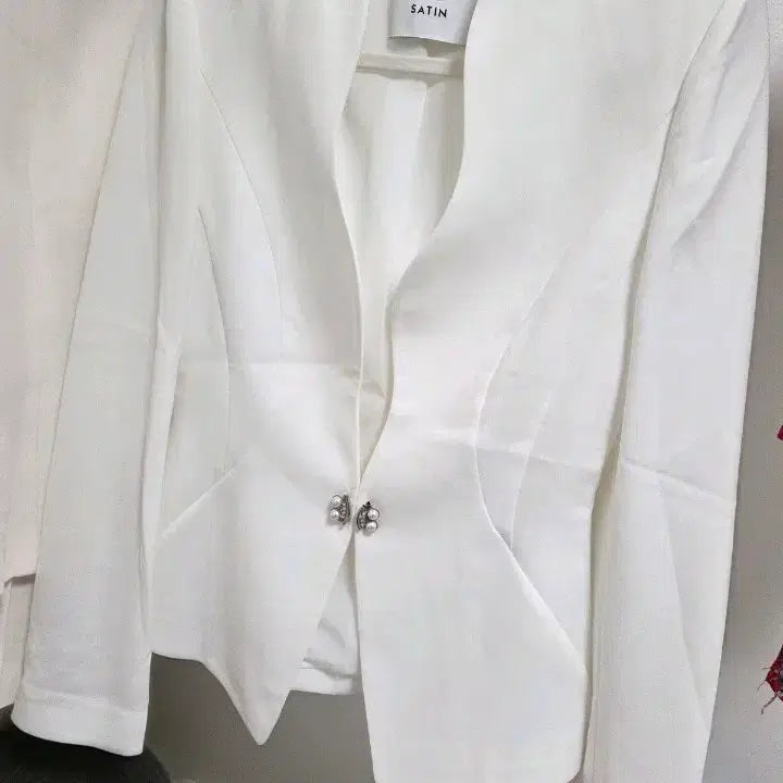 [BUNJANG] Satin White Jacket Size 55 / 새틴 화이트 자켓 55