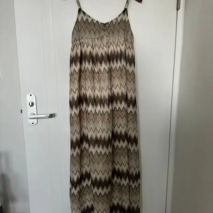 [BUNJANG] Earth Zigzag Slip Dress / 어스 지그재그 슬립 드레스