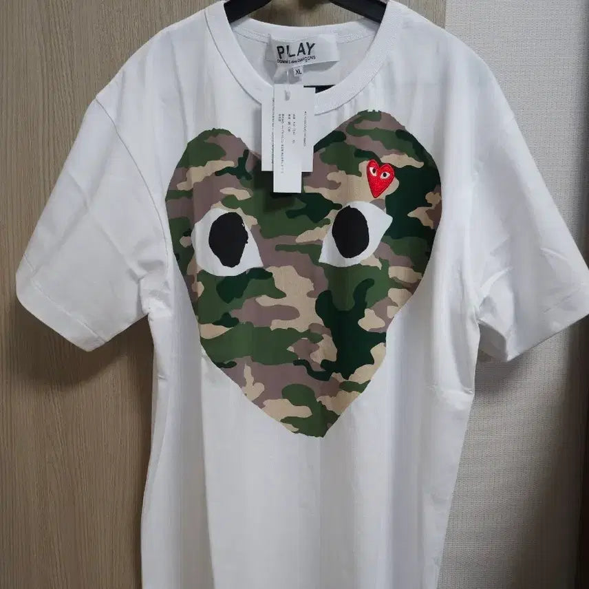 [BUNJANG] Comme des Garçons Camo Heart T-Shirt / 꼼데 카모 하트 반팔티셔츠