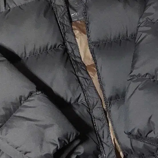 [BUNJANG] TNGT Black Short Padded Jumper / TNGT블랙 숏 패딩 점퍼