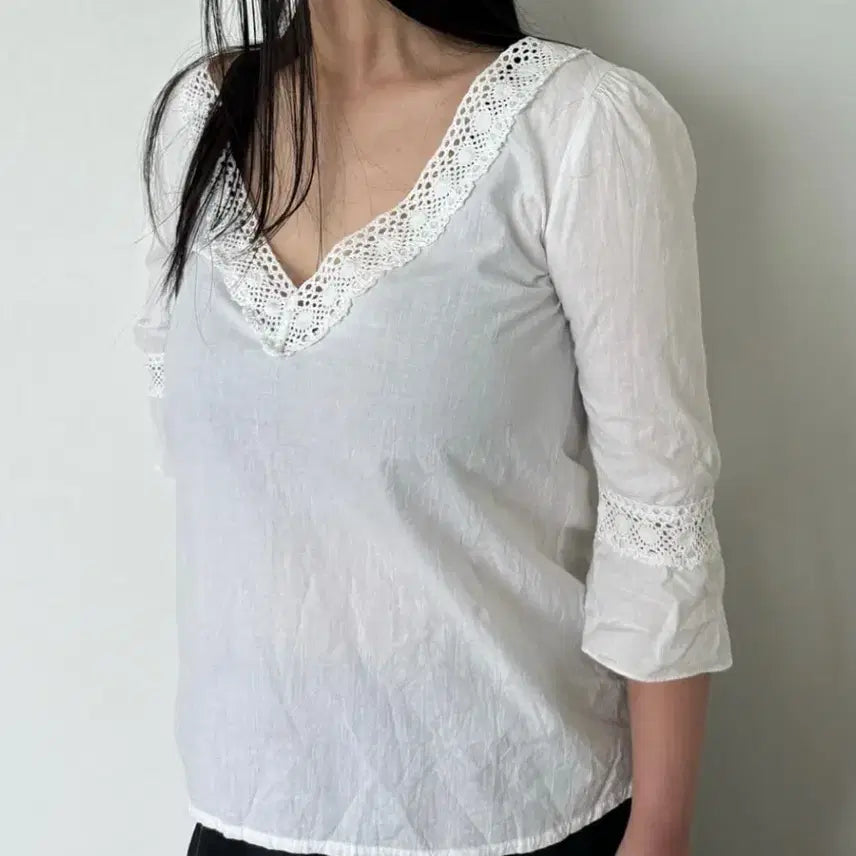 [BUNJANG] White Crochet Lace Blouse / 화이트 크로쉐 레이스 블라우스