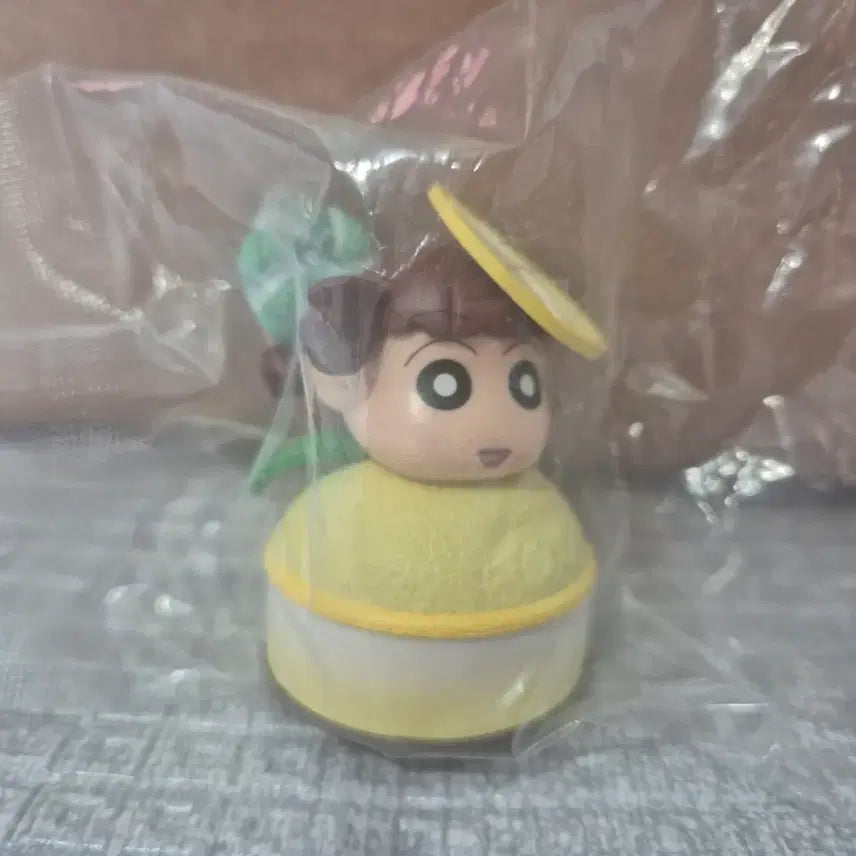 [BUNJANG] Crayon Shin-chan Yuri Dessert Figure / 짱구는못말려 유리 디저트 피규어