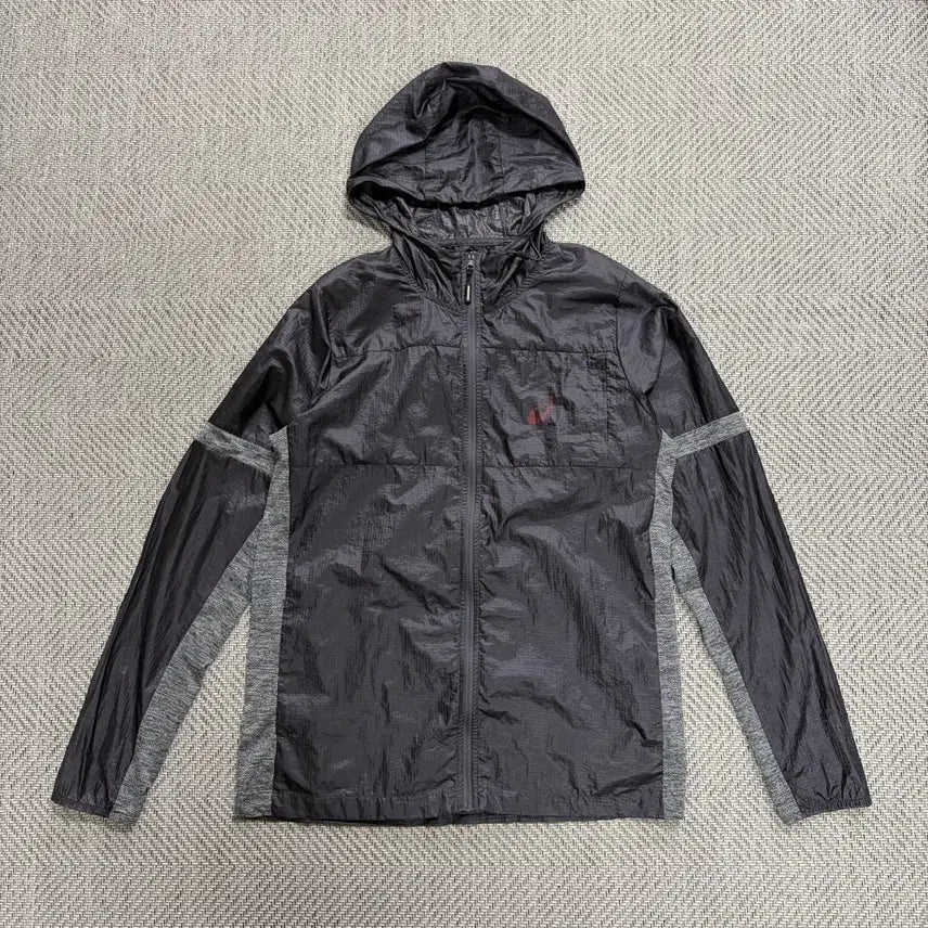 [BUNJANG] Asics Silver Jacket Windbreaker / (L)아식스 실버자켓 바람막이