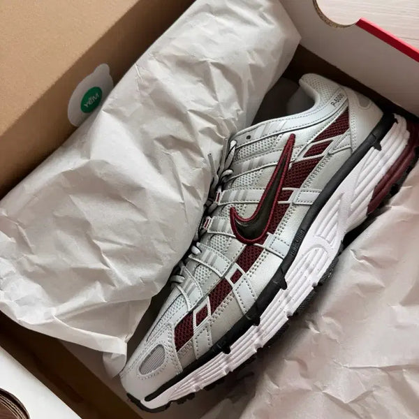 [BUNJANG] Nike P-6000 Pure Platinum Dark Team Red / (직거래 12.5) 나이키 P-6000 퓨어 플래티넘 다크 팀 레드