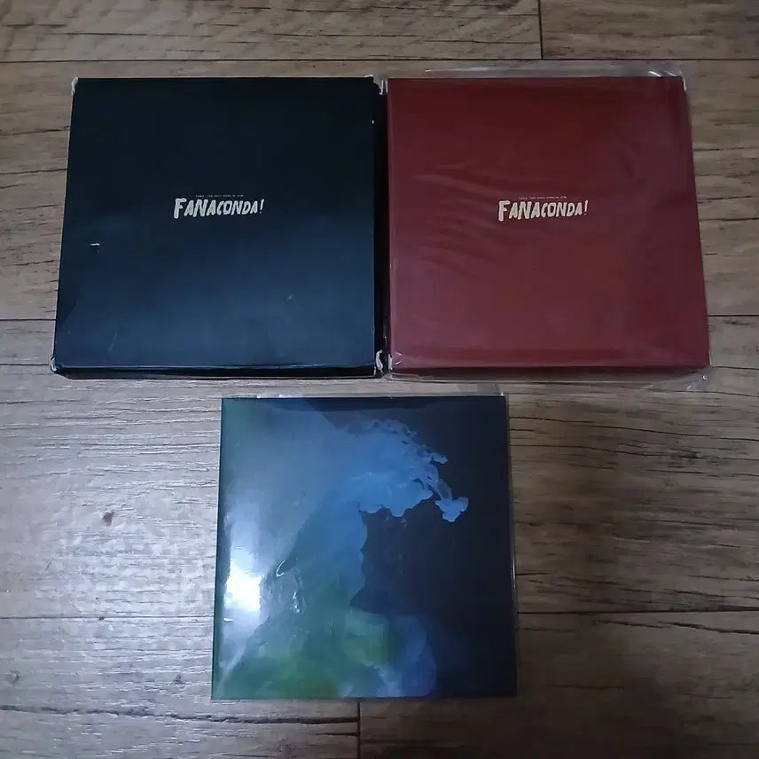 [BUNJANG] FANA FANACONDA (Green & Red Editions) + FANAbyss Album Bundle / [판매] 화나 FANACONDA 화나콘다 2종 + FANAbyss 팝니다