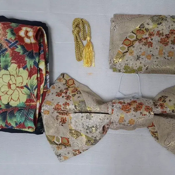 [BUNJANG] Floral Butterfly Pattern Kimono Set / 꽃/나비 무늬 블랙 기모노 세트