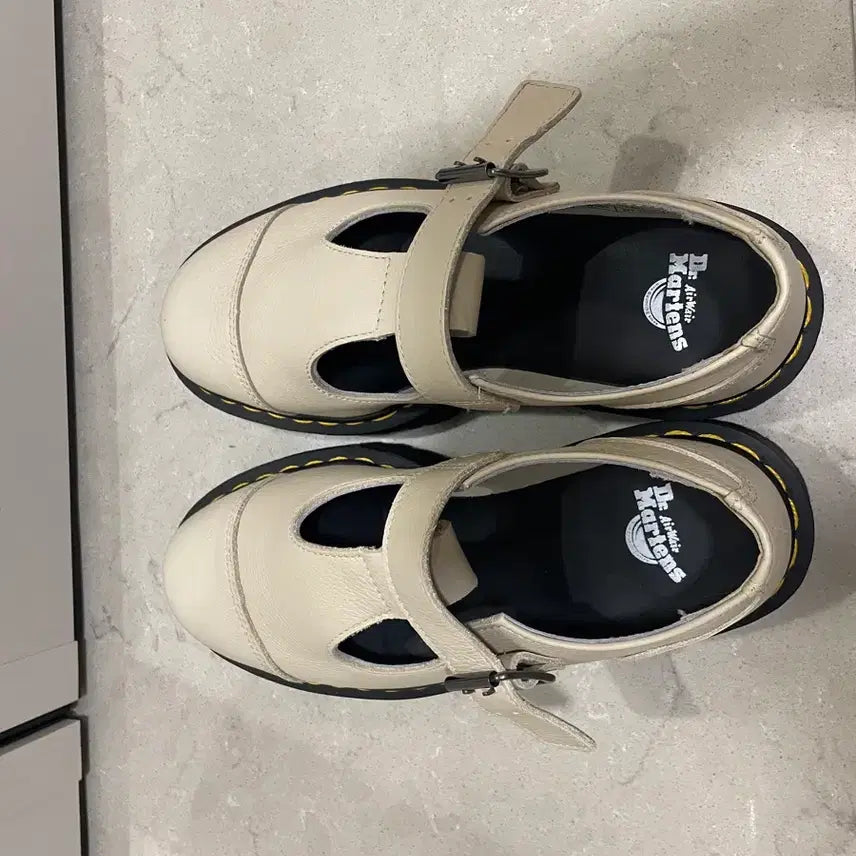 [BUNJANG] Dr. Martens Bethan Platform Mary Jane Loafers / 닥터마틴 베탄 통굽 메리제인 여성 로퍼