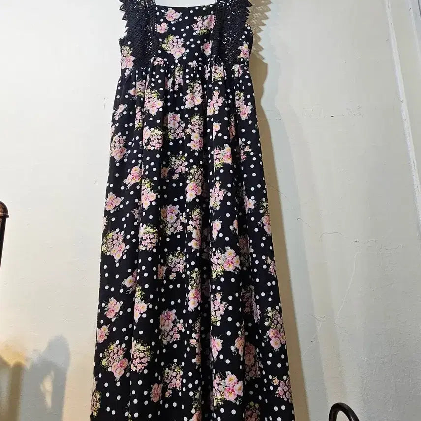 [BUNJANG] Floral Dot Sleeveless Long Dress / 플라워 도트 민소매 롱 원피스 77