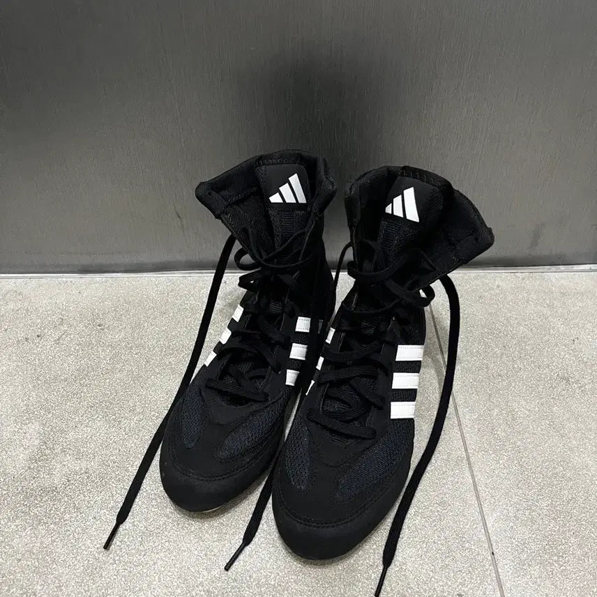 [BUNJANG] Adidas Boxing Shoes - Size 230 / 아디다스 복싱화 230