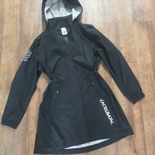 [BUNJANG] Castelbajac Women's Golf Rain Jacket Size 95 / 까스텔바작  여성95 골프비옷
