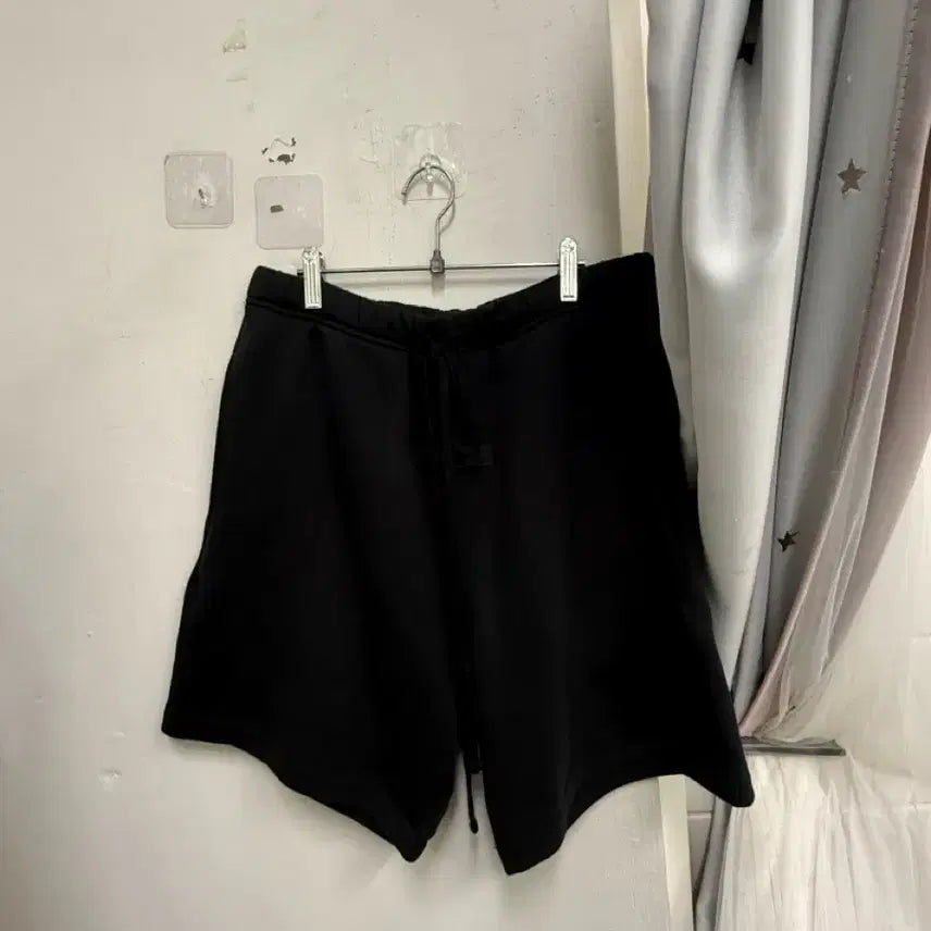 [BUNJANG] Fear of God Essentials Fleece Shorts / 피어오브갓 에센셜 기모 반바지