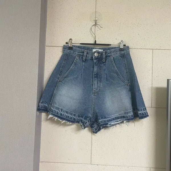 [BUNJANG] Farbé A-Line Cut-Off Denim Shorts (M) / a라인 3부 컷오프 데님 팬츠 (M)새상품