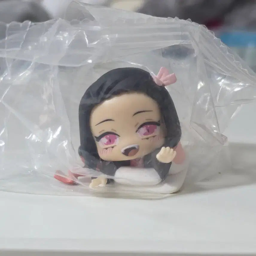 [BUNJANG] Demon Slayer Nezuko Onemutan Figure (Sealed) / 귀멸의 칼날 네즈코 오네무탄