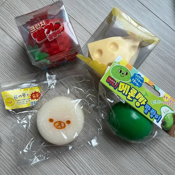[BUNJANG] Soft Plushie 4-Set (Melon Bread, Murakuma, Cheese Strawberry Crunch) / 말랑이 4종 세트 (메론빵, 무락쿠마, 치즈 딸기 크런치)