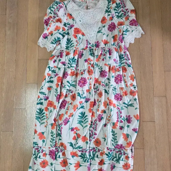 [BUNJANG] Flower Pattern Long Dress with Lace / 플라워 패턴 롱원피스 프리사이즈 레이스 꽃무늬