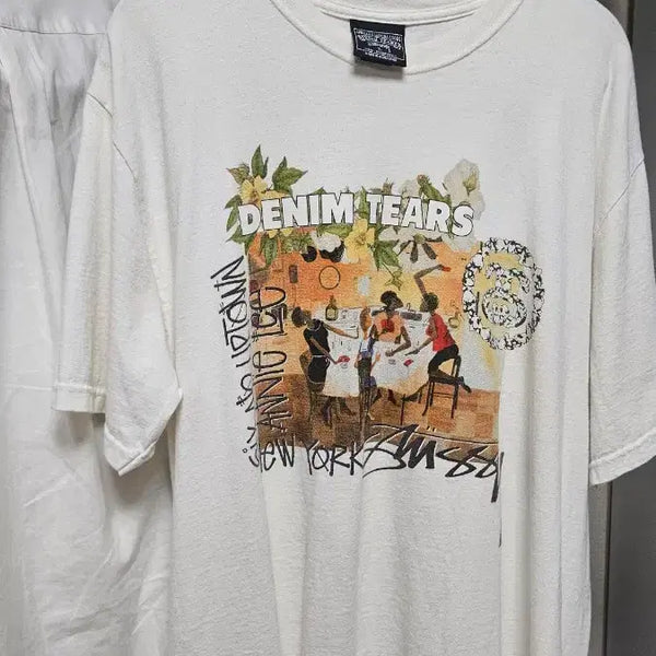 [BUNJANG] Stussy x Denim Tears Collaboration Short Sleeve T-Shirt White / 스투시 x 데님 티어스 애니리 반팔 티셔츠 화이트