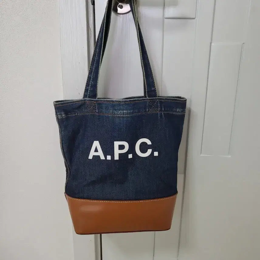 [BUNJANG] A.P.C. Axel Denim Calfskin Leather Tote Bag / 아페쎄 A.P.C 악셀 데님 가죽 토트백/에코백
