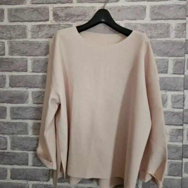 [BUNJANG] Lecormang Ivory Loose Fit T-Shirt / lecormang  르꼬르망 아이보리 루즈핏티셔츠/알뜰한여우