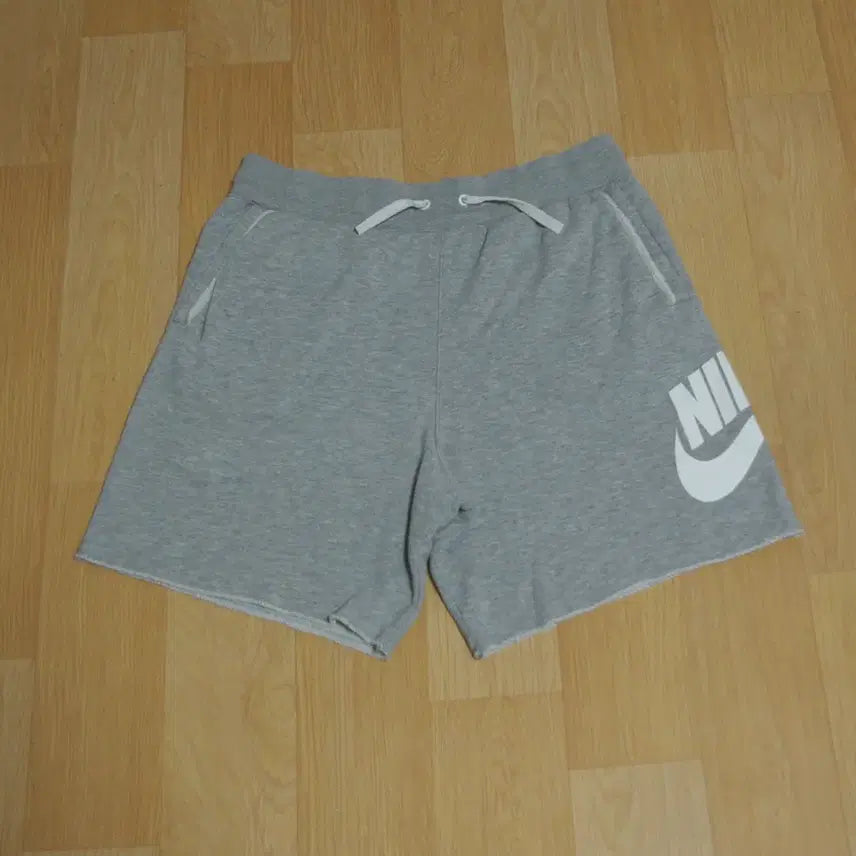 [BUNJANG] Nike French Terry Big Swoosh Shorts XL / 나이키 프렌치 테리 반바지 XL