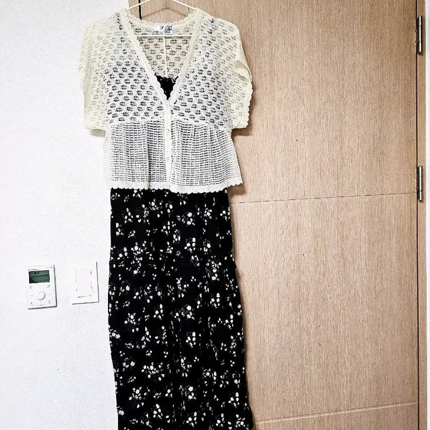 [BUNJANG] Knit Cardigan + Floral Dress Set / 니트 가디건+플로럴 원피스 세트