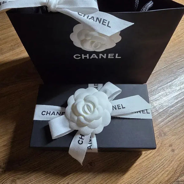 [BUNJANG] Chanel Sunglasses Box with Shopping Bag and Ribbon / 샤넬 선글라스 박스 // 샤넬 쇼핑백 // 샤넬박스