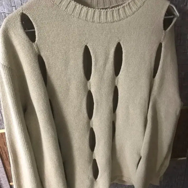 [BUNJANG] Oversized Cut-Out Knit Sweater / 오버사이즈 컷아웃 니트 스웨터