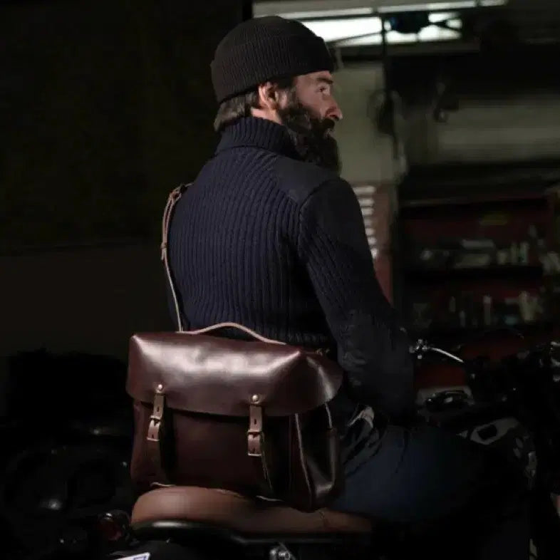 [BUNJANG] Bleu de Chauffe x Blitz Motorcycles Collaboration Leather Satchel Bag / 블루드쇼프 Blitz Motorcycles 사첼백