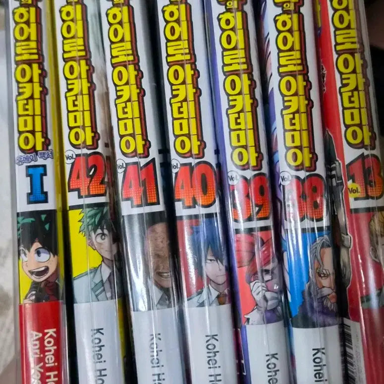 [BUNJANG] My Hero Academia (BNHA) Complete First Edition Manga Set with U.A. White Paper / 히로아카 나히아 만화책 초판 일괄 유에이백서