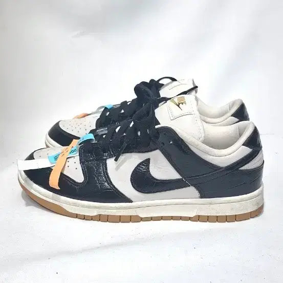 [BUNJANG] Nike Dunk Low "Orca" Sneakers (240mm) / 240 나이키 덩크로우 범고래 운동화