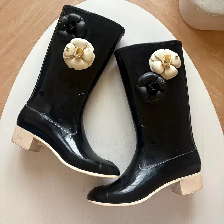 [BUNJANG] Chanel Vintage Rain Boots Size 38 / 빈티지 샤넬 레인부츠 38