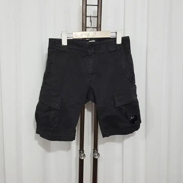 [BUNJANG] CP Company Lens Wappen Cargo Shorts / cp컴퍼니 렌즈 와펜 카고 반바지 쇼츠 44 시피컴퍼니 팬츠 바지