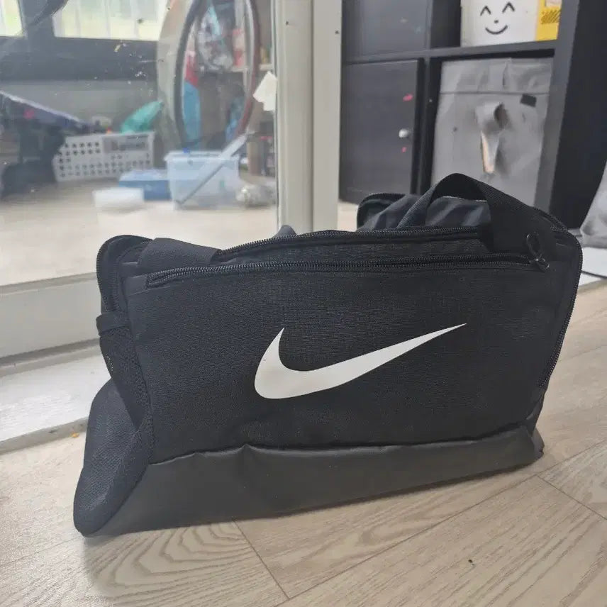 [BUNJANG] Nike Duffle Bag Black / 나이키 더플백 블랙
