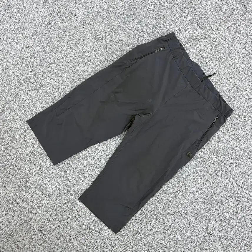 [BUNJANG] Kolon Sport 7-inch Outdoor Shorts / 85 코오롱스포츠 등산 7부 반바지 0706J1