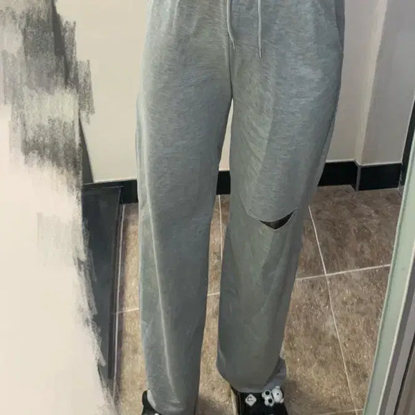 [BUNJANG] Distressed Wide Leg Training Pants - Grey / 찢와이드바지 컷팅 트임 트레이닝바지 회색